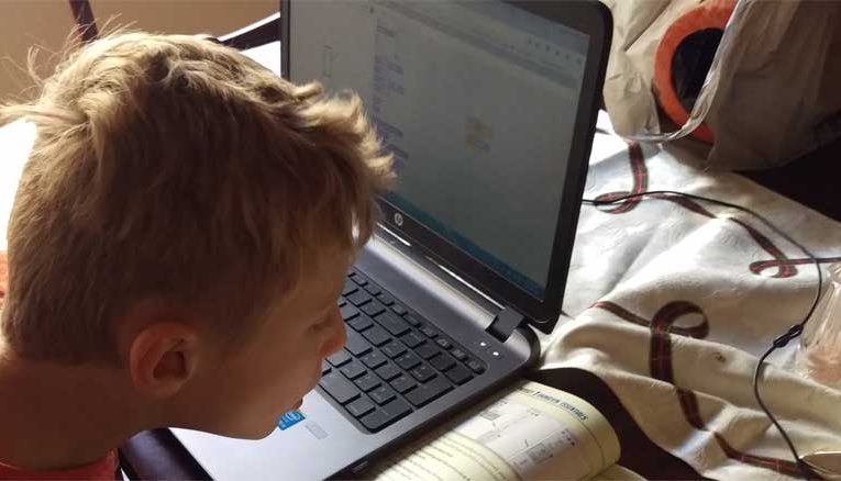 Learning digital animation with Scratch Learning digital animation with Scratch