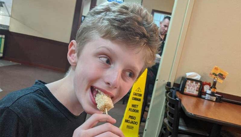 Eating at Golden Coral Eating at Golden Coral